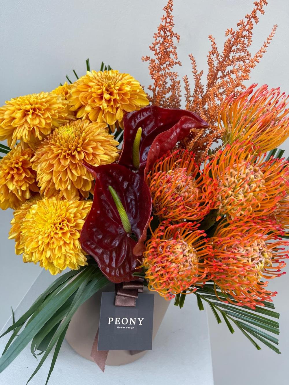 Leucospermum Design
